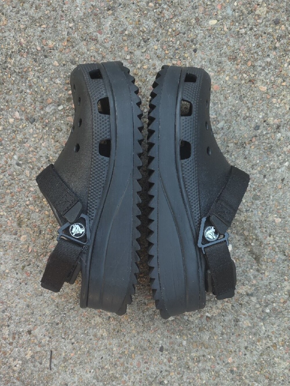 Crocs Classic Black Hiker Clog With Adjustable Strap Size 8 - Picture 5 of 9